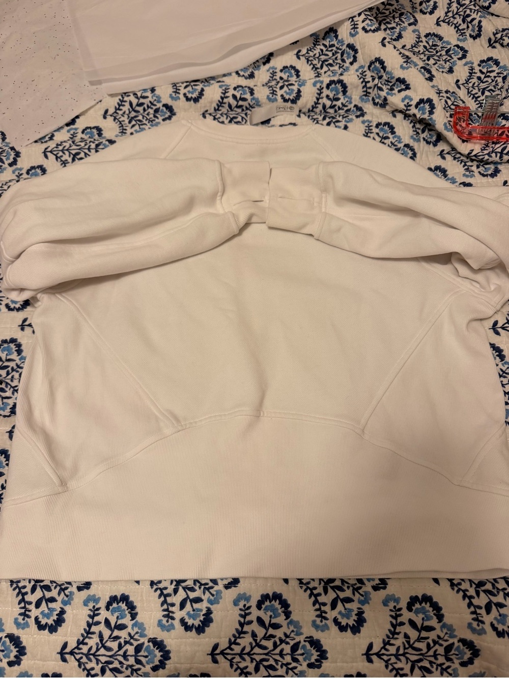 Lululemon sequined logo sweatshirt - Picture 5 of 5